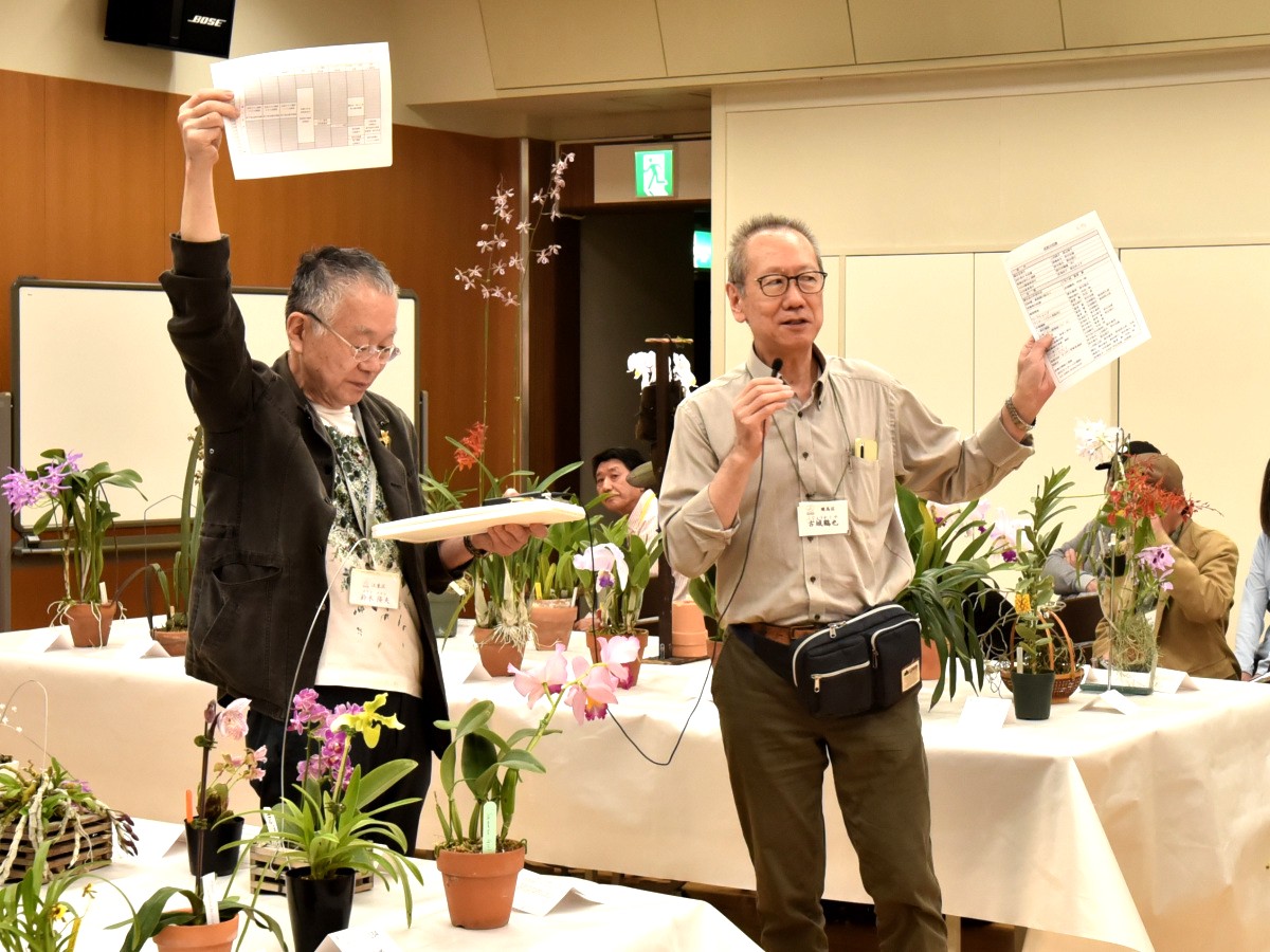 蘭展委員長よりらん展当番等確認