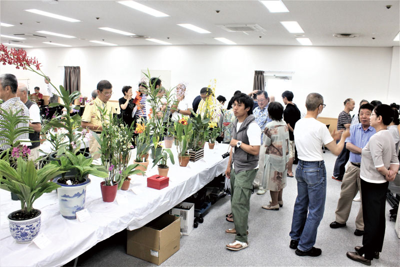 広い会場で思い思いに集うフリータイム