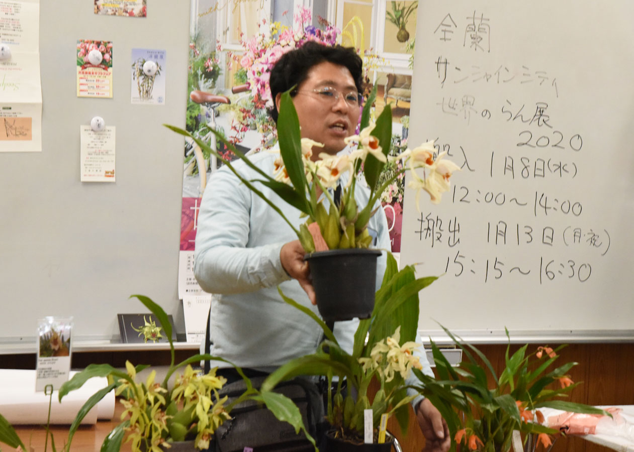 河村氏によるセロジネの講演