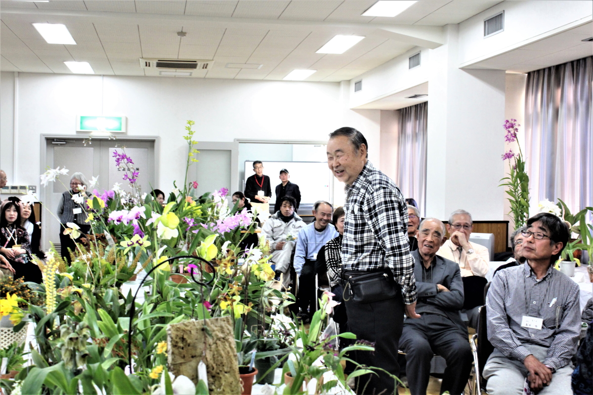 大型株１位入賞株説明の山田氏