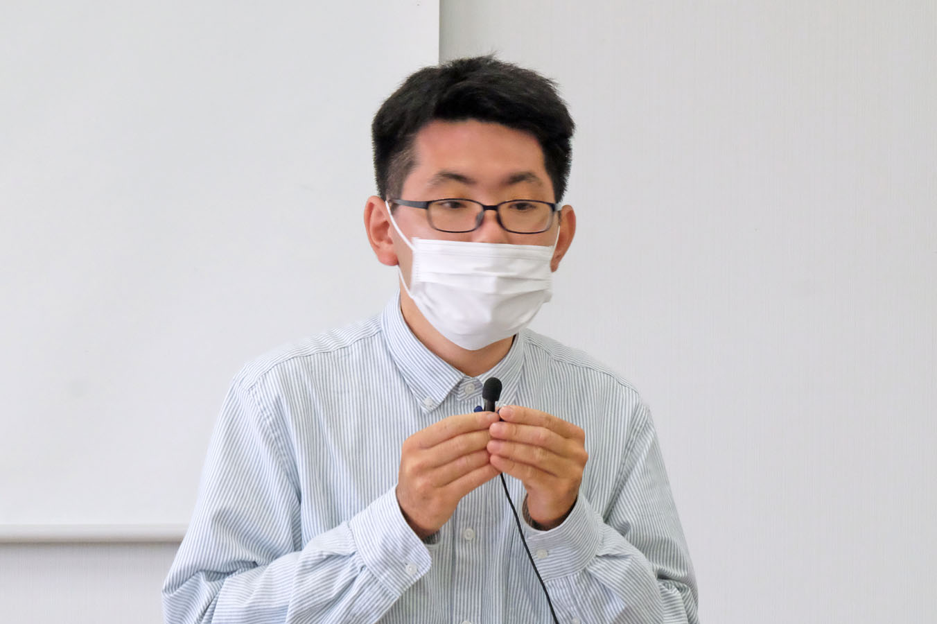 グロワーズの説明をする上田氏